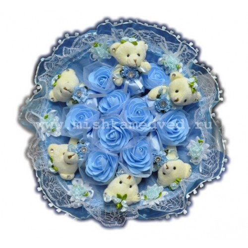Букет из 6 мишек с цветочками голубого цвета